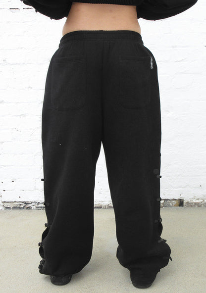 CRUSH BUCKLE OVERSIZED SWEATPANTS BLACK
